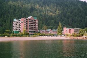 Harrison Hotel Springs Hotel & Resort