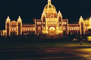 Parlament by Night Victoria